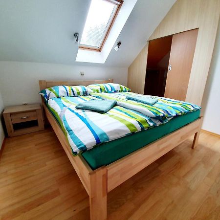 Apartmany Srni U Hlinska Hlinsko Exterior photo